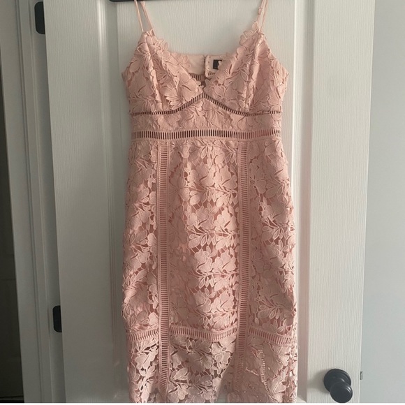 Bardot Botanical Dress - Size US6 - Picture 2 of 8